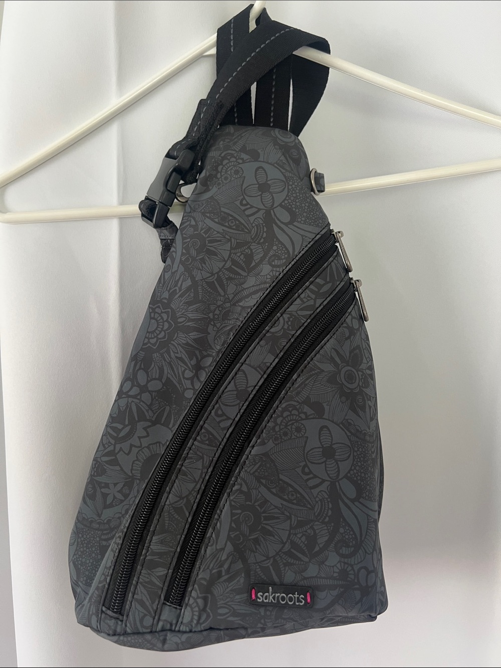 NEW SakRoots On The Go Sling Backpack Indigo Spirit Desert 2 REPREVE Eco-Twill